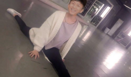 吃瓜爆料劈叉女星是谁,吃瓜爆料中的劈叉女星身份大揭秘